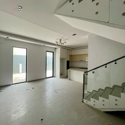 REAL ESTATE FOR RENT